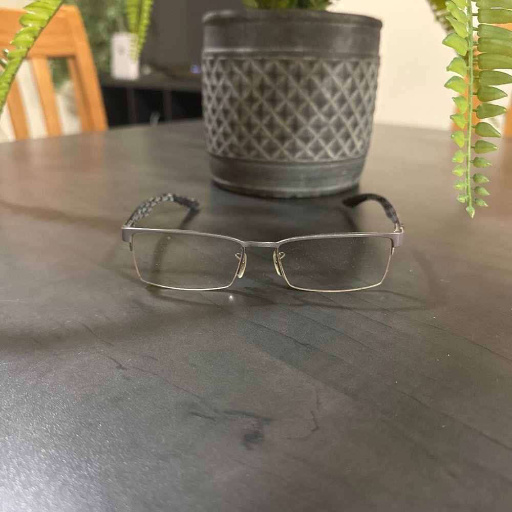 Ray Ban Glasses Unknown Prescription Frames still look Great- FREE WALL MOUNT